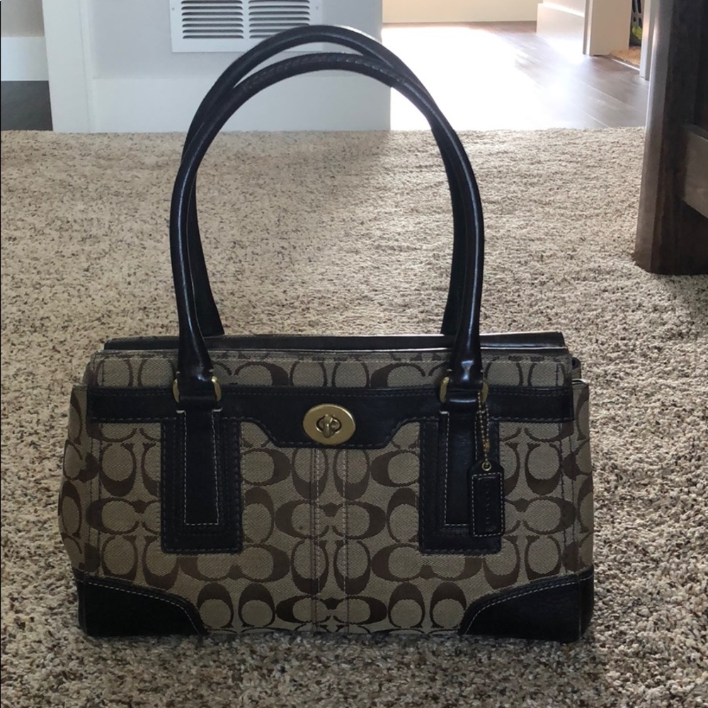 Women’s coach purse
